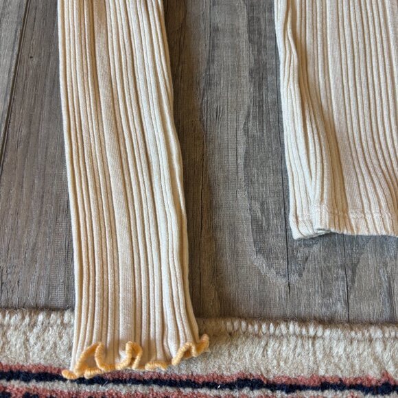 Everlane The Pleated Turtleneck Long Sleeve Ribbed Shirt in Parchment Small - Picture 6 of 10